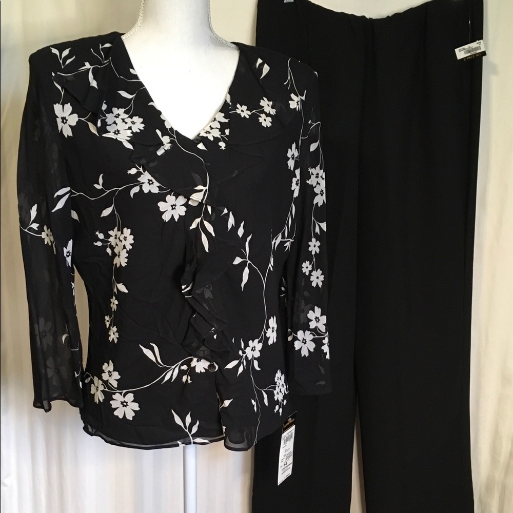 Donna Rico 2 Pc Pantsuit NEW Sz 14 Black/White